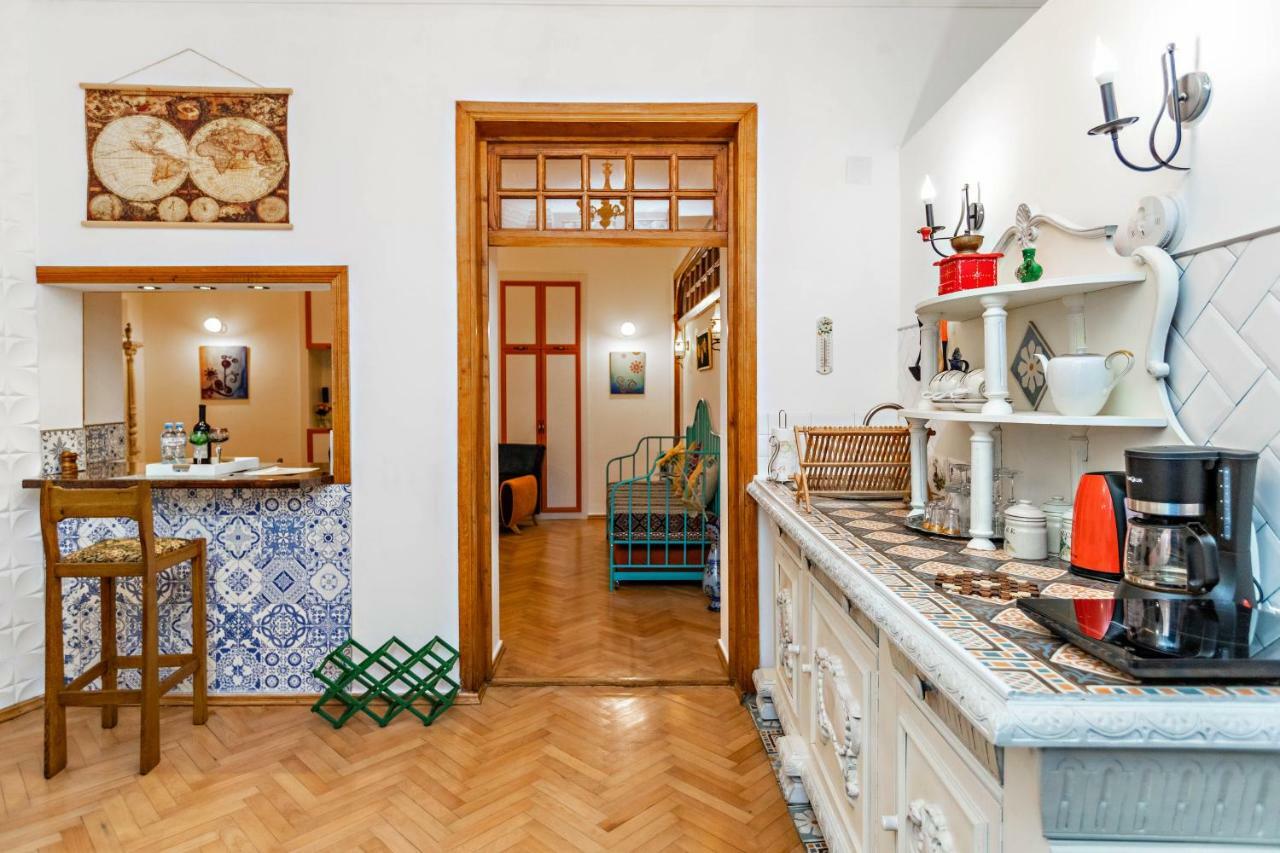 ★ Blue Door Rhapsody ★ - Special Stay In Old Town! تبليسي المظهر الخارجي الصورة